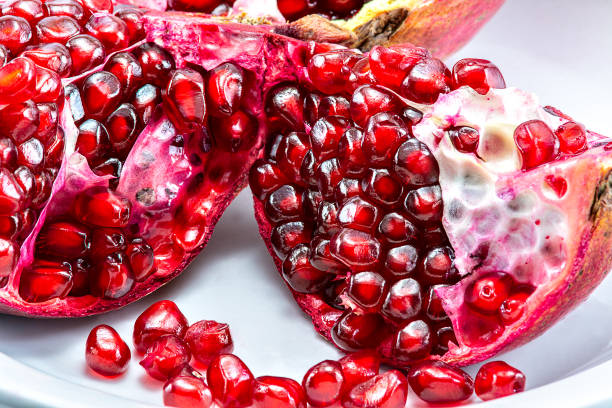 Benefits of  Pomegranates