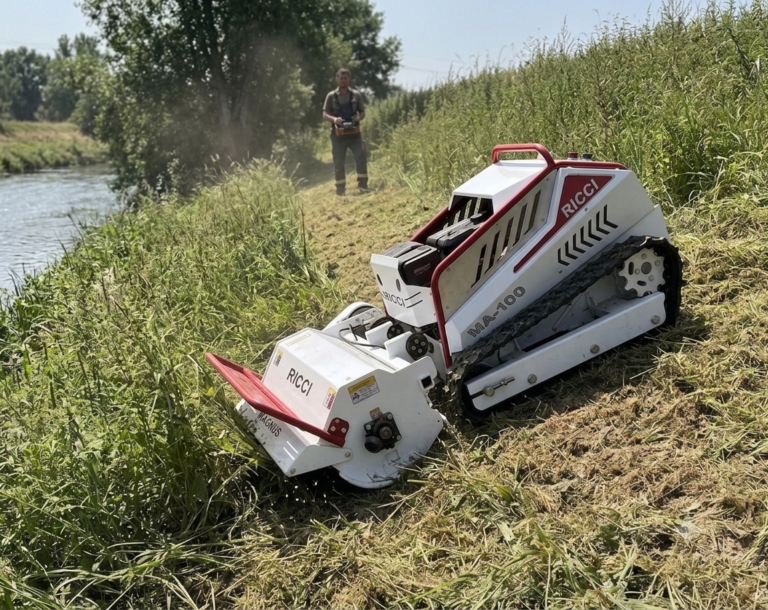 Remote Control Lawn Mower Buyer’s Guide -4 Critical Features
