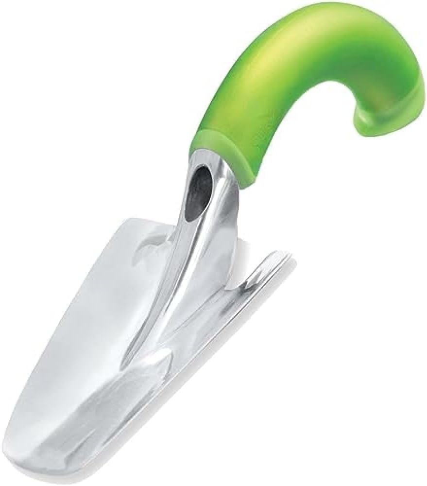 Radius Garden 101 ergonomic garden trowel with curved grip